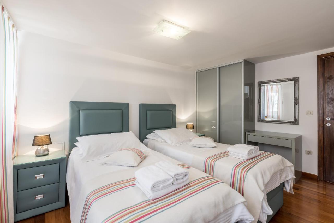Peristil Apartment Split Exterior photo